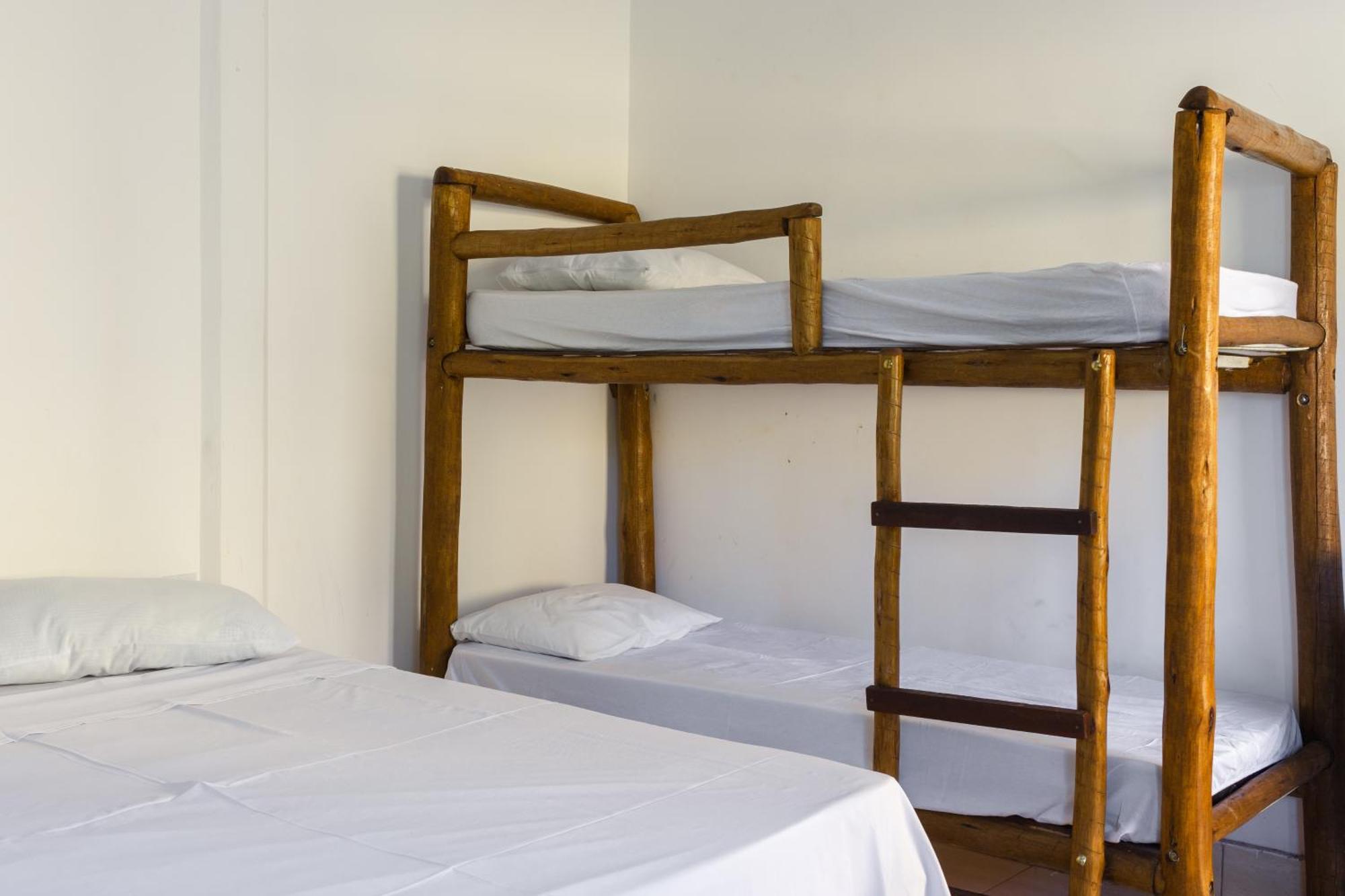 Canyons Camping Capitolio Ngoại thất bức ảnh